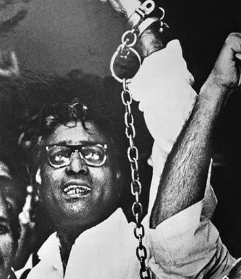 George Fernandes Age, Wife, Biography, Family, Kids, Net worth & More 6 George Fernandes India Emergency Arrest