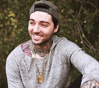 Romeo Lacoste Wiki, Age, Girlfriend, Biography, Height, Family & Tattoo 2 Romeo Lacoste Canadian-American Celebrity Tattoo Artist, TV Personality, and Social Media Star