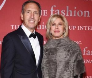 Sheri Kersch Schultz Wiki, Age, Biography, Husband, Family, Net worth 6 Sheri Kersch Schultz Husband Howard Schultz