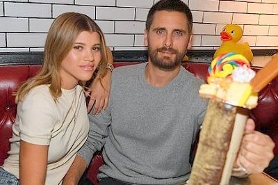 Sofia Richie Height, Weight, Age, Boyfriend, Biography, Family & Facts 4 Sofia Richie with her boyfriend Scott Disick (American TV Personality)