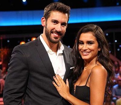 Taylor Nolan Wiki, Age, Height, Boyfriend, Biography, Family & More 2 Taylor Nolan with her ex-fiance Derek Peth