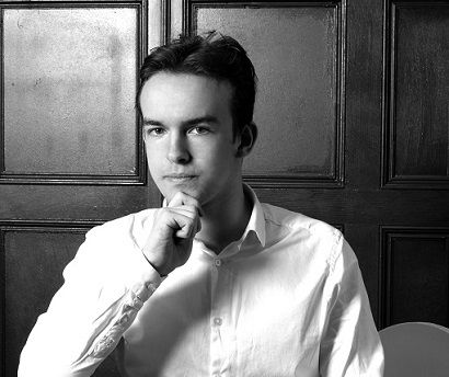 Cometan Wiki, Age, Girlfriend, Biography, Family, Height, Story & More 8 Cometan Philosopher