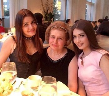 Kseniya Mikhaleva Wiki, Age, Height, Boyfriend, Biography, Family, More 3 Kseniya Mikhaleva Mother & Sister Anastasia Mikhaleva