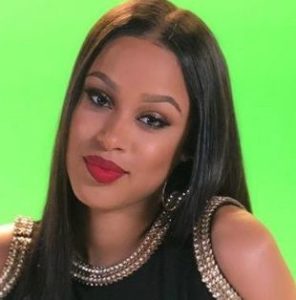 Leslie Holden Wiki (Bow Wow's Girlfriend) Age, Biography, Family & More 4 Leslie Holden Age, Height & Weight