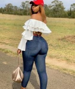 Lulu Menziwa Wiki, Age, Height, Weight, Boyfriend, Bio & Family 2 Lulu Menziwa South African Teacher, Businesswoman & Internet Star