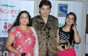 Surbhi Tiwari Age, Husband, Biography, Height, Family, Affairs & More 7 Surbhi Tiwari Net worth & Lifestyle