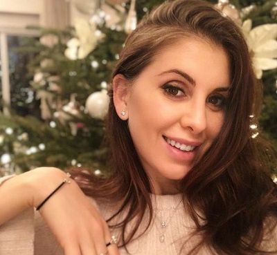 Emilia Bechrakis Wiki (Ryan Serhant's Wife) Age, Biography, Family, Kids 4 Emilia Bechrakis Greek American Lawyer, Reality Television Personality, and Social Media Personality