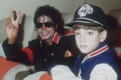 James Safechuck Wiki, Age, Wife, Biography, Family, Net worth & More 3 James Safechuck accused Michael jackson of sexual assault when he was a kid