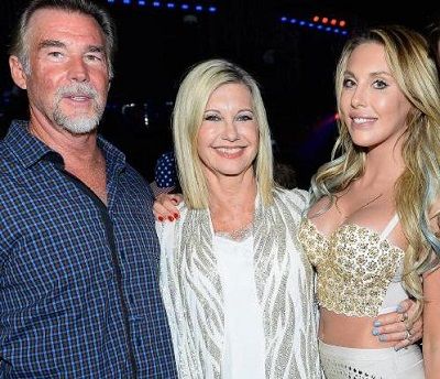 John Easterling Wiki (Olivia Newton-John Husband) Age, Biography, Facts 4 John Easterling with his spouse Olivia Newton-John and step-daughter Chloe Rose Lattanzi