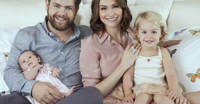 Lisa Stelly Wiki, Age, Husband, Biography, Height, Kids, Family & More 3 Lisa Stelly with her former husband Jack Osbourne and their children