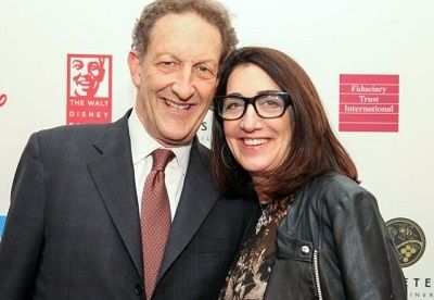 Pamela Baer Wiki (Larry Baer's Wife) Age, Biography, Family, Kids & More 5 Pamela Baer with her spouse Larry Baer (Chief Executive Officer of the San Francisco Giants)