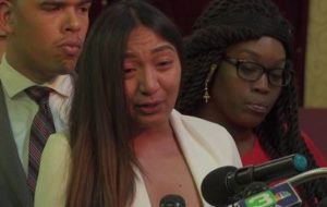 Salena Manni Wiki (Stephon Clark’s Girlfriend) Age, Biography & Family 3 Salena Manni mourns on Stephon Clark (boyfriend) death