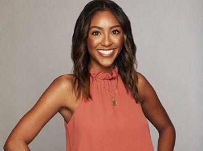 Tayshia Adams Height, Age, Boyfriend, Biography, Family, Affairs & More 3 Tayshia Adams American Phlebotomist, Fitness Instructor, Reality Television Personality, and Instagram Star