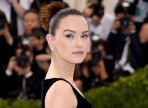 Daisy Ridley Height, Weight, Age, Biography, Boyfriend, Family & More 6 Daisy Ridley Ethnicity, Movies & Awards