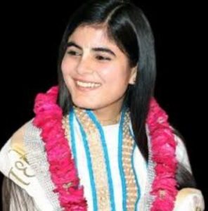 Devi Chitralekha Ji Wiki, Age, Husband, Biography, Family & Caste 3 Devi Chitralekha Biography