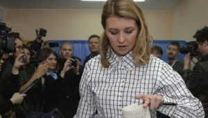 Olena Zelenska Wiki (Volodymyr Zelensky Wife) Age, Bio, Family & Facts 4 Olena Zelenska Biography