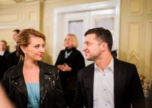 Olena Zelenska Wiki (Volodymyr Zelensky Wife) Age, Bio, Family & Facts 6 Olena Zelenska Height, Weight & Ethnicity