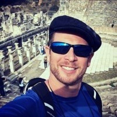 David Case Wiki, Age (Michelle Visage's Husband) Bio, Family & Facts 2 David Case American Author, Screenwriter, Famous Personality, and Celebrity Spouse