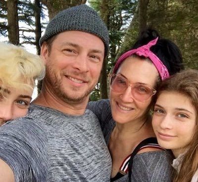 David Case Wiki, Age (Michelle Visage's Husband) Bio, Family & Facts 4 David Case with his wife Michelle Visage (American singer, television host, radio DJ, and media personality) and their daughters