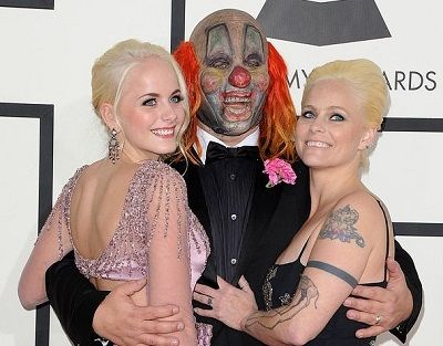 Gabrielle Crahan Wiki, Age (Shawn Crahan Daughter) Bio, Family Facts 2 Gabrielle Crahan's father Shawn Crahan (American musician, producer, and director) announced that his youngest daughter died at the age of 22