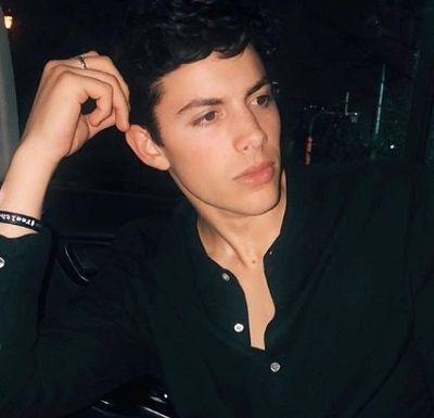 Gage Gomez Wiki, Age, Gay Boyfriend, Biography, Family, Height, Facts 2 Gage Gomez American Model and Instagram Personality