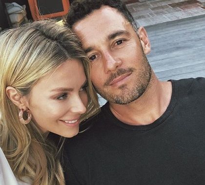 Jake Wall Wiki, Age, Height (Jennifer Hawkins' Husband) Bio & Family 6 Jake Wall & Spouse Jennifer Hawkins
