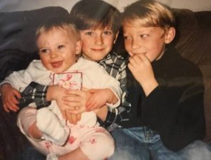 Sally Turner Wiki, Age, Husband (Sophie Turner's Mother) Bio & Family 10 Sophie Turner's childhood picture with brothers James & Will Turner