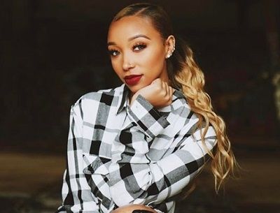 Zonnique Pullins Wiki, Age, Height, Biography, Family, Boyfriend & More 3 Zonnique Pullins American Singer, Songwriter, Musician, TV Personality, and Instagram Star