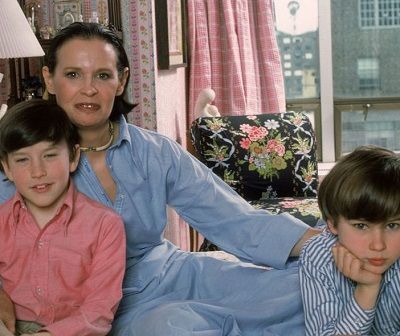 Carter Vanderbilt Cooper Wiki, Age (Gloria Vanderbilt's Son) Bio, Family 3 Carter Vanderbilt Cooper wiki and bio
