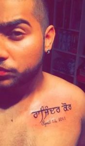Karan Aujla Height, Weight, Age, Girlfriend, Biography, Family & Facts 8 Karan Aujla mother’s name on his chest.