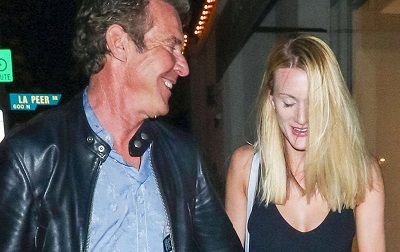 Laura Savoie Wiki, Age (Dennis Quaid Girlfriend) Bio, Family Fact 4 Laura Savoie American Ph.D. Student is dating her boyfriend Dennis Quaid (American Actor)