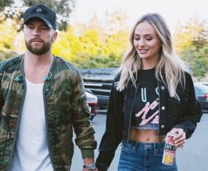 Lauren Bushnell Wiki (Bachelor) Age, Height, Weight, Biography, Family 5 Lauren Bushnell & her boyfriend Chris Lane