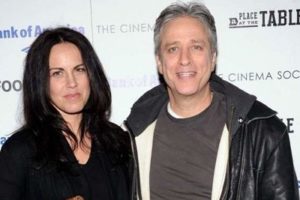 Tracey McShane Wiki, Age (Jon Stewart's Wife) Biography, Family, Facts 5 Tracey McShane Husband Jon Stewart