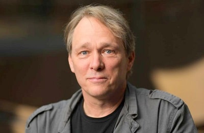 Bruce Linton Wiki (Canopy) Age, Net worth, Wife, Biography & Family 2 Bruce Linton Canadian Businessman, Founder, Director, and Chief Executive Officer
