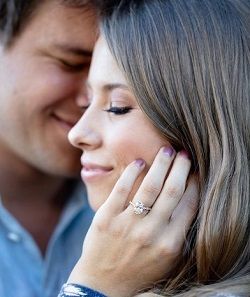 Chandler Powell Wiki, Age (Bindi Irwin's Boyfriend) Bio, Family & Facts 4 Chandler Powell's fiancee Bindi Irwin