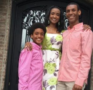 Mechelle McNair Wiki (Steve McNair's Wife) Age, Biography & Family 4 Mechelle McNair Sons