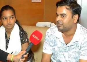 Sakshi Mishra Wiki, Age (Pappu Bhartaul’s Daughter) Bio, Family, Facts 3 Sakshi Mishra Profile