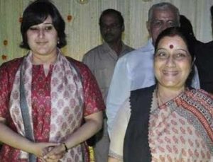 Bansuri Swaraj Wiki, Age (Sushma Swaraj’s Daughter) Bio & Facts 5 Bansuri Swaraj Education