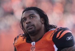 Cedric Benson Height, Weight, Age, Wife, Biography, Death & More 4 Cedric Benson Height & Weight