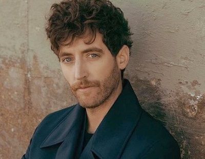 Mollie Gates - Bio, Age, Family, Facts of Thomas Middleditch's Wife 2 Mollie Gates' husband Thomas Middleditch (Canadian actor, comedian, and screenwriter) told in the interview that going to swingers club save their marriage