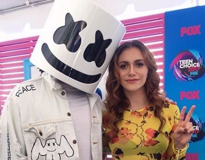 Alyson Stoner Height, Weight, Age, Boyfriend, Biography, Family, More 5 Stoner with her all time favorite Marshmallow music