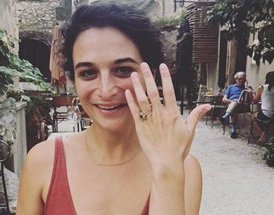 Ben Shattuck - Bio, Family, Facts of Jenny Slate's Boyfriend 4 Ben Shattuck engaged his girlfriend Jenny Slate (American actress, comedian, and author) in September 2019