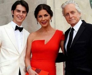 Dylan Michael Douglas - Bio, Age, Height, Weight, Family & Facts 4 Dylan Douglas Family