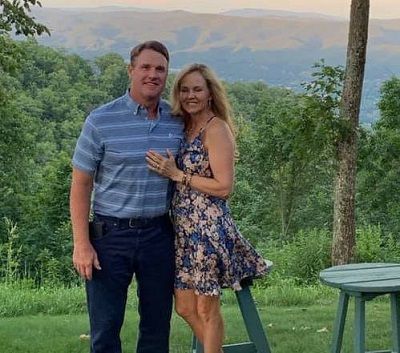 Sherry Gruden - Biography, Facts, Family of Jay Gruden's Wife 2 Sherry Gruden's husband Jay Gruden (American football coach and former player) was fired by the Washington Redskins from the post of head coach