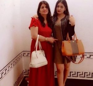Anjali Tatrari - Bio, Age, Height, Weight, Boyfriend, Family & Wiki 4 Anjali Tatrari Family