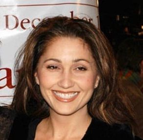 Lesly Brown Biography