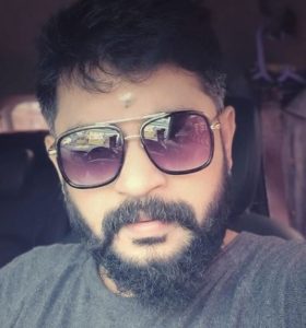 Isvar Raghunathan Wiki, Age (Jayashree's Husband) Bio & Family 6 Isvar Raghunathan Body Measurements, Height & Weight