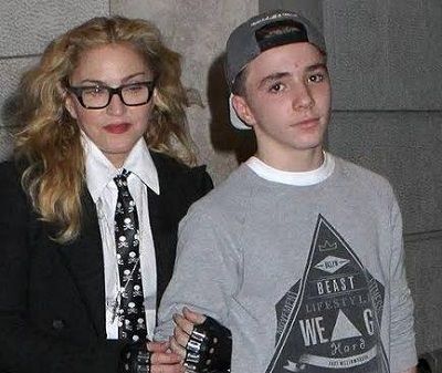 Rocco Ritchie Wiki, Age, Height, Weight (Madonna's Son) Bio, Facts 4 Rocco Ritchie American-British Actor and Model with his mother Madonna (Queen of Pop)