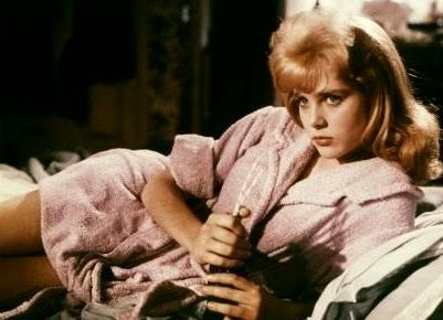 Sue Lyon Age, Husband, Height, Weight, Bio, Family & Death