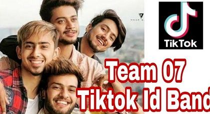 Faisal Shaikh (Mr. Faisu) Height, Weight, Age, Girlfriend, Biography & Family 5 Faisal Shaikh in TikTok 07 team